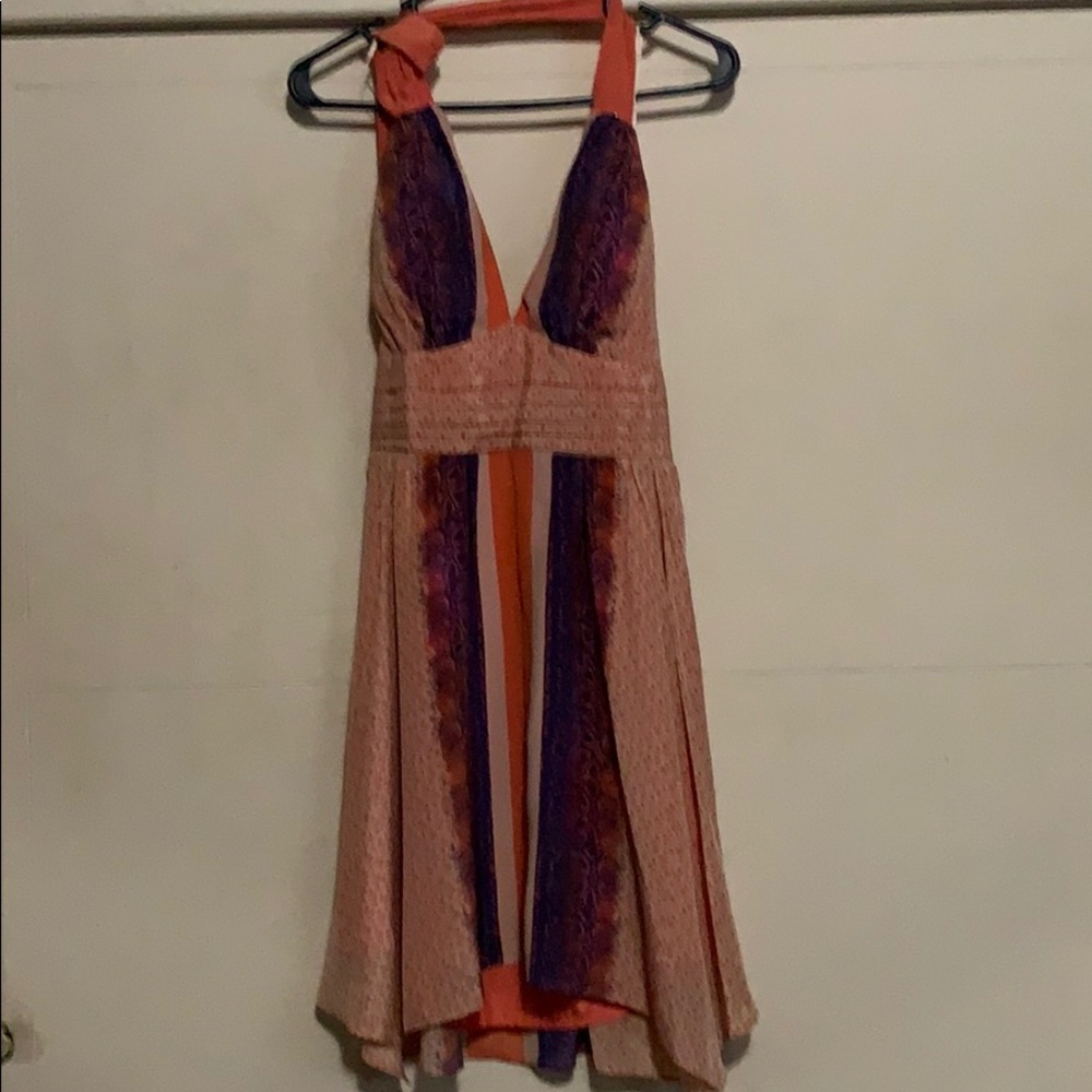 GUESS! On trend! Animal print halter dress